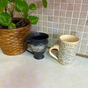 Vintage Pottery Mugs set kitty paw on handle studio‎ pottery signed Fabre Quebec